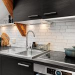 Kolorystyka i design – jak szafki do szatni wpływają na estetykę obiektu?